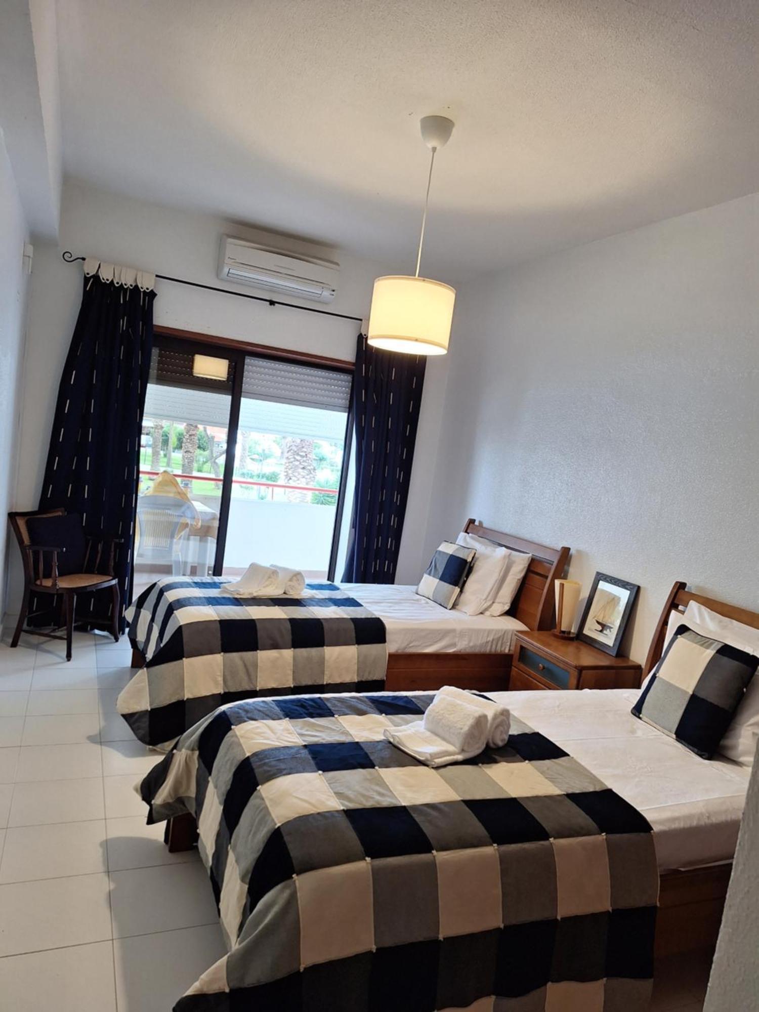Palmeira Sol- 2 Bedrooms 300M From The Beach Ocean View Porches  Exterior foto